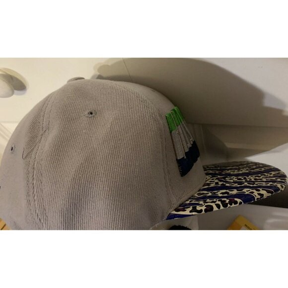 Las Vegas Sin City cap by Golden Lion adjustable hat Acrylic Gray Blue‎ Green - Picture 4 of 8